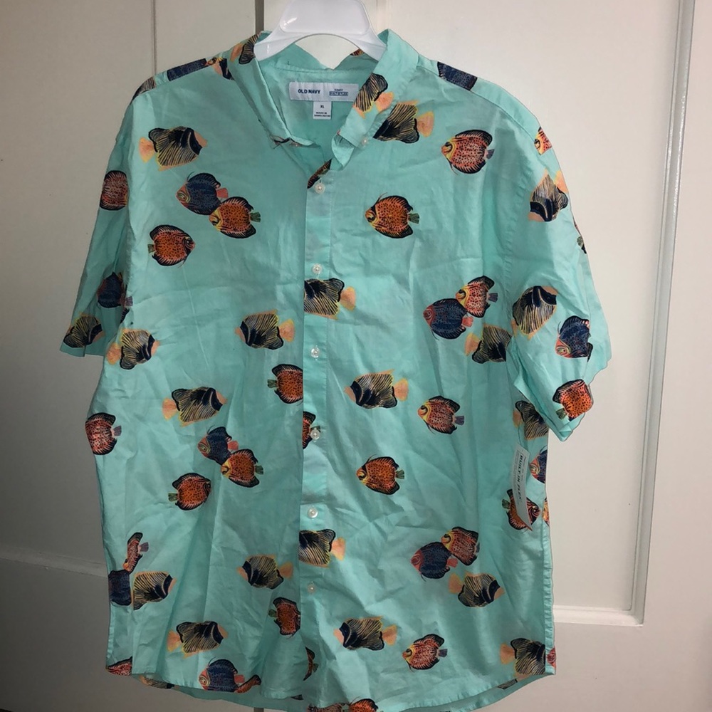 OLD NAVY, never worn, tags on, casual button down